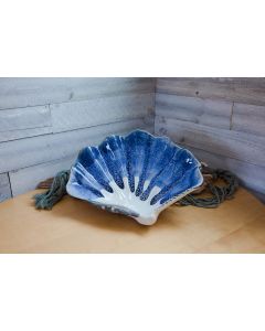 Bear Claw Shell Medium - Blue